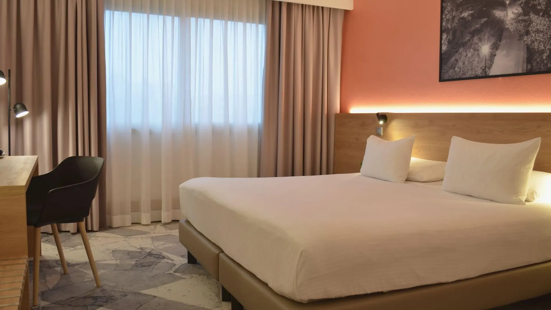 Hotel Des Congres Βιλερμπάν